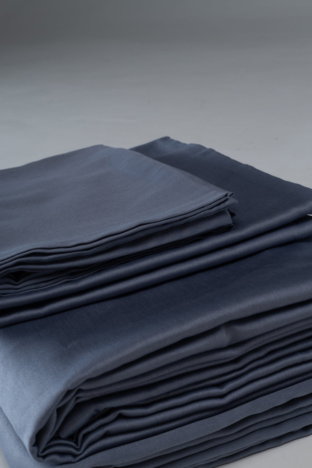 Графітовий сатин Graphite Silk 🌑